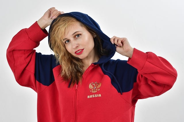 马竞二月最佳球员候选：阿尔瓦雷斯、奥布拉克在列.